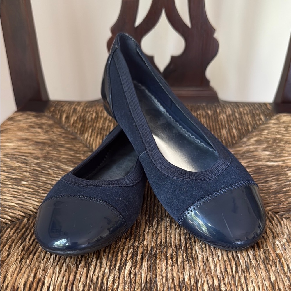 Lands' End Black Dress Shoes Classic Design
